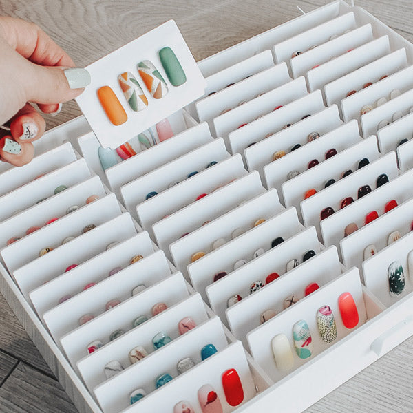 Caja expositora para tips Nailart