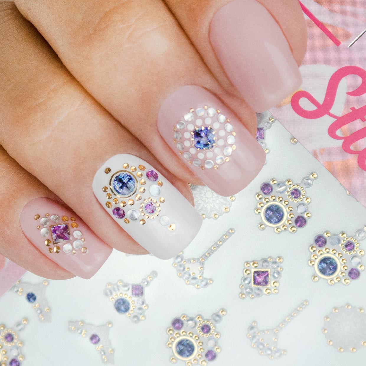 5-01-Nailart-Jewel-Stickers-nr01-unas