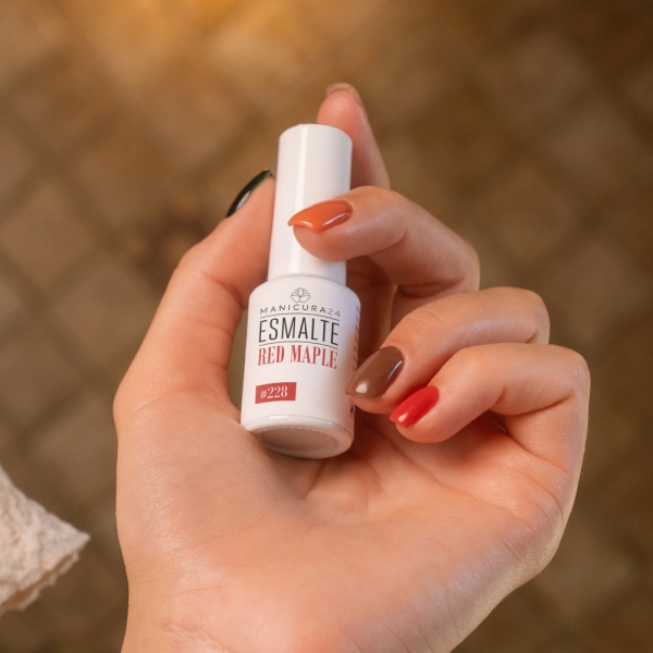 Esmalte Permanente mini 5 ml RED MAPLE #228